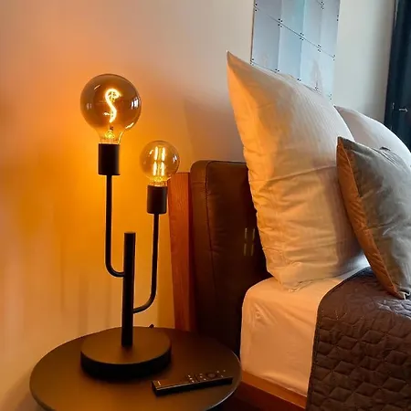 River Main I Taunus View I Workplace I Kitchen Apartment *