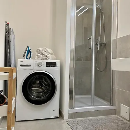 River Main I Taunus View I Workplace I Kitchen *