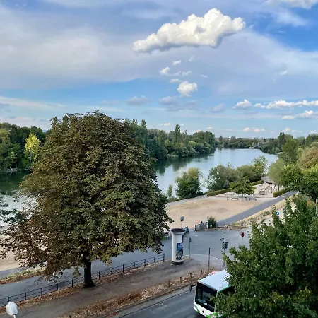 River Main I Taunus View I Workplace I Kitchen Apartman *