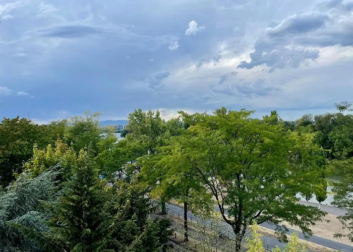 Apartamento River Main I Taunus View I Workplace I Kitchen *